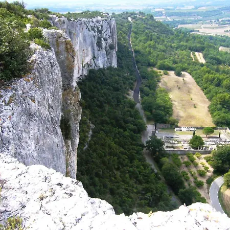 Les Cerises Saint-Saturnin-lès-Apt