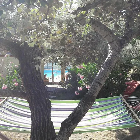 Les Cerises Bed and breakfast *